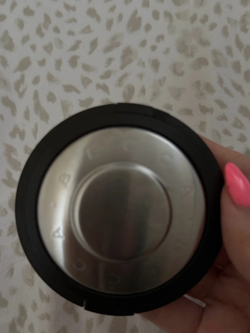 BECCA Bronzer Compact in Warm Brown Bronze